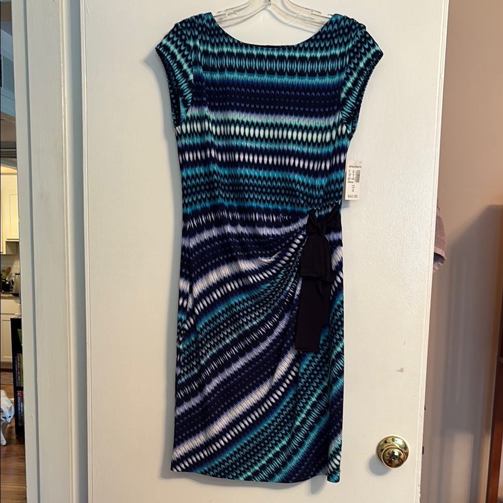 Elegant Blue Patterned Dress